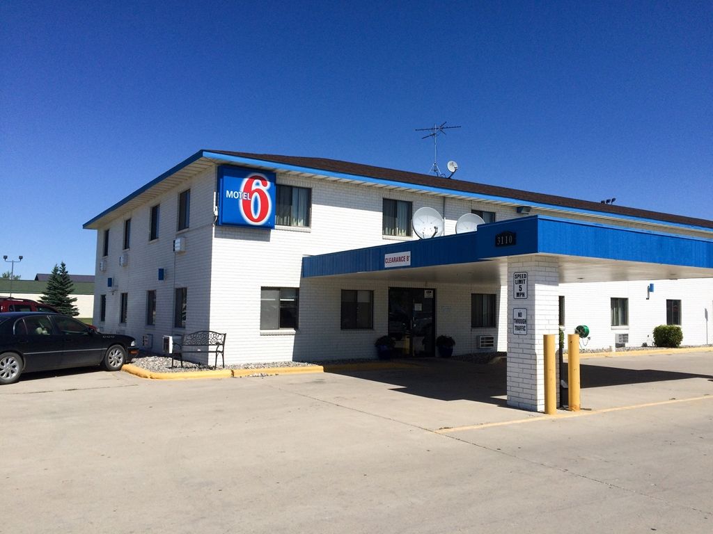Motel 6-Fargo, Nd - South エクステリア 写真